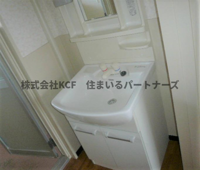 【洗面所】 | エステートモア2 | 使いやすい洗面所です