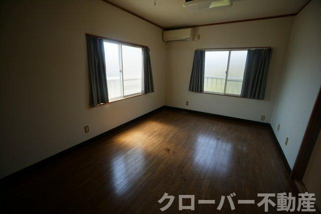 メゾン小路の居間・リビング