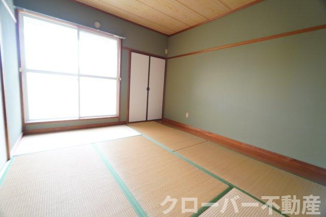 メゾン小路の和室