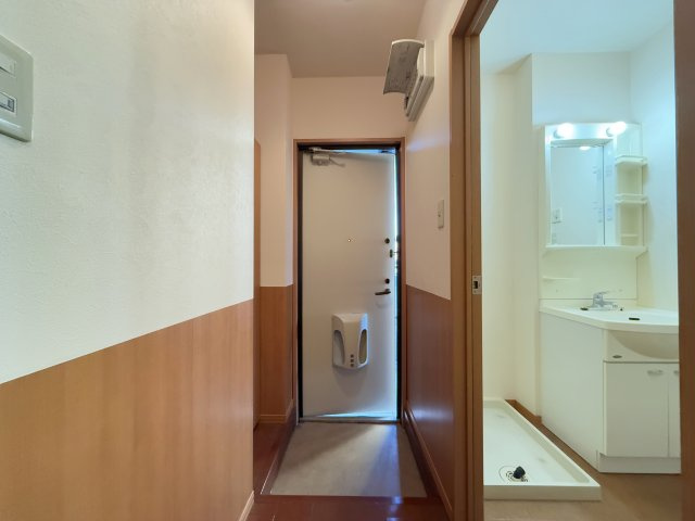 ビーンズ南川添Ⅱの玄関