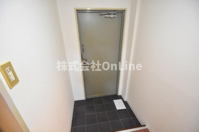 【玄関】 | ラフィーネ小若江