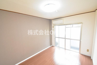 【洋室】 | ラフィーネ小若江