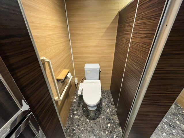 馬橋駅前店舗のその他共用部分|2階トイレ