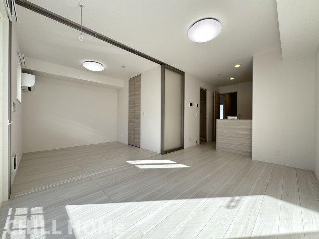 アークイーストの居間・リビング|他社様掲載物件もまとめてご紹介、ご案内可能です(^^)/