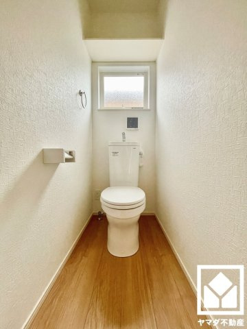 大津市御陵町　第1　2号棟のトイレ