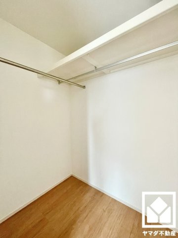 大津市御陵町　第1　2号棟の収納