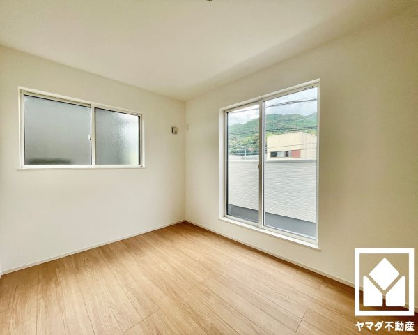 大津市御陵町　第1　2号棟の子供部屋