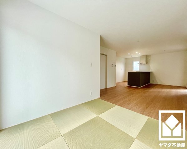 大津市御陵町　第1　2号棟の和室