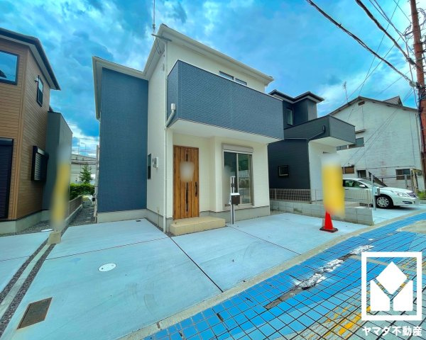 大津市御陵町　第1　2号棟の外観