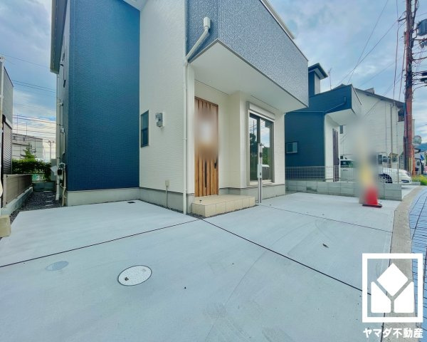 大津市御陵町　第1　2号棟の駐車場