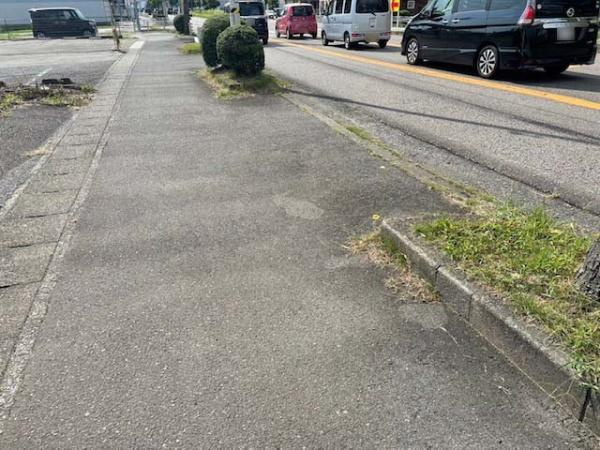 岐阜市宇佐南1丁目のその他|歩道乗り入れ部分