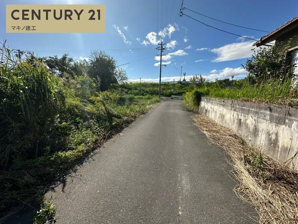 岐阜市柳津町丸野５丁目の売地の前面道路含む現地写真