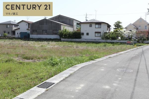 岐阜県羽島郡笠松町北及字狐山の前面道路含む現地写真|南西側より撮影