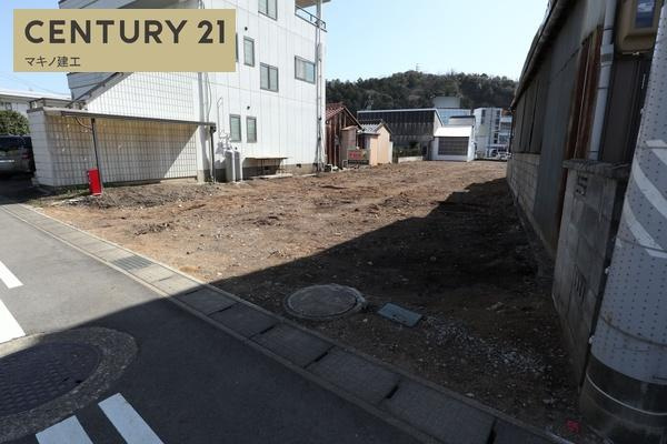 岐阜県関市緑町2丁目のその他|北側公道より撮影