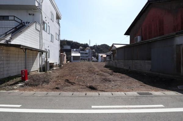 岐阜県関市緑町2丁目Bの前面道路含む現地写真|北側公道より撮影