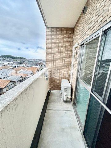 第6アローズ緑地公園のバルコニー