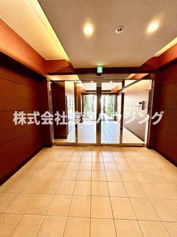 第6アローズ緑地公園のエントランス