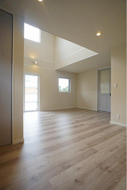 太田市南矢島町戸建②の居間・リビング