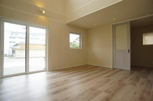 太田市南矢島町戸建②の居間・リビング