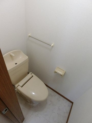 【トイレ】 | アルコバレーノＡ | イメージB103号室の写真