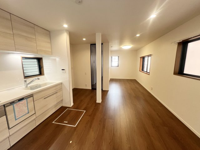 川崎市多摩区中野島四丁目戸建の居間・リビング