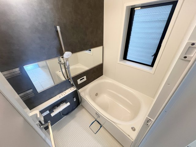 川崎市多摩区中野島四丁目戸建の浴室