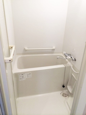 【浴室】 | ウィスタリアⅢ