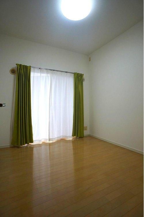 プライムスクエアー太田の洋室