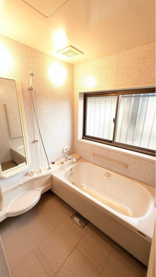 太田市新田中江田町戸建の浴室|室内（2024年9月）撮影