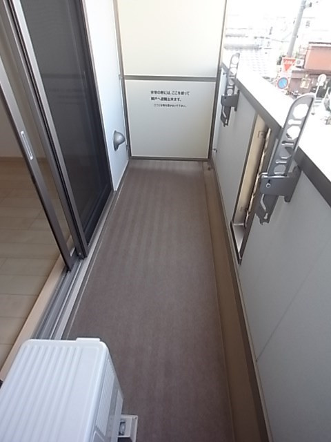 ヒルコート北野のバルコニー