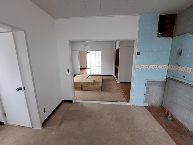 辻村貸店舗の内装