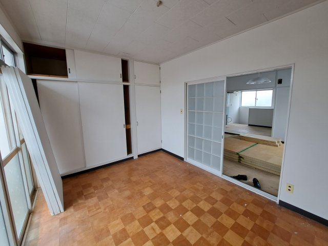 辻村貸店舗の内装