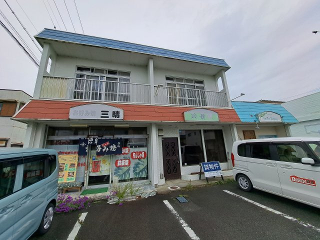 辻村貸店舗の外観