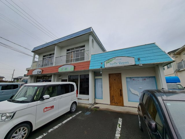 辻村貸店舗の外観