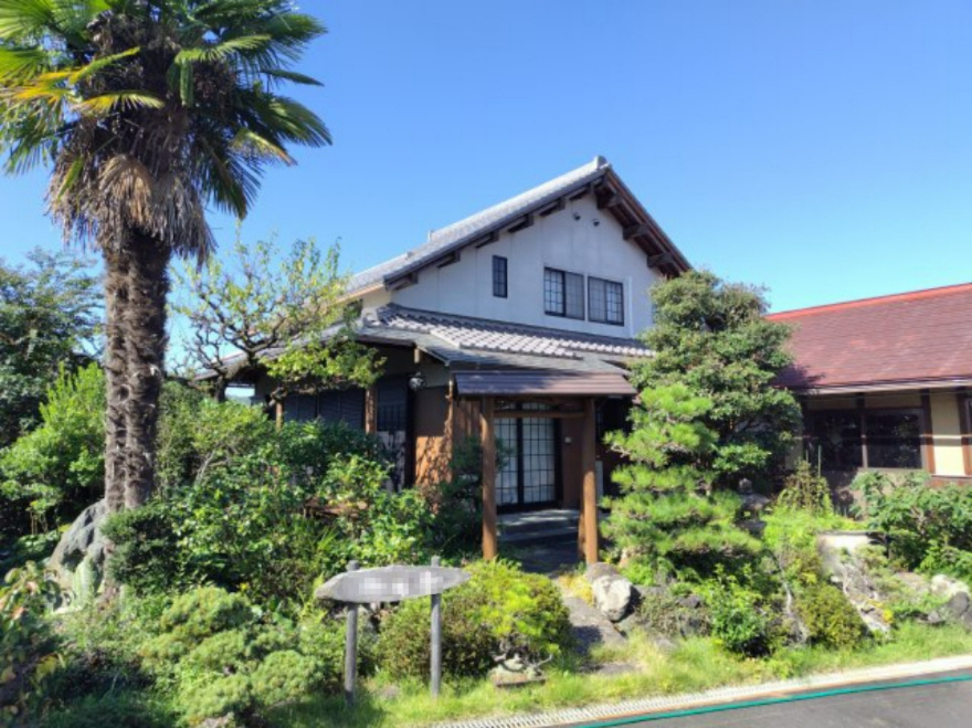 ６４２８８　岐阜市粟野東1丁目事業用建物の外観