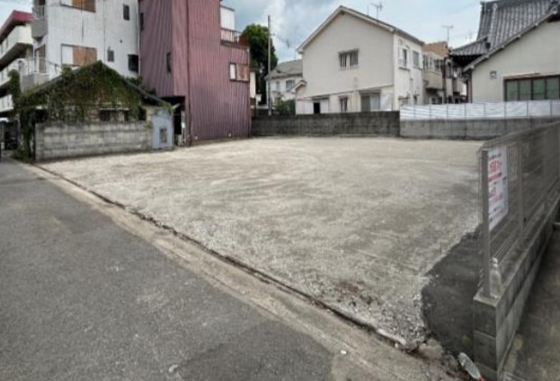 【外観】 | 土地面積440.52㎡（133.52坪）になります。接道は西側　幅員は4mです。