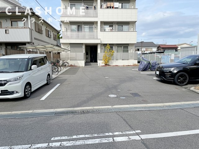 グランソレイユ　　刈谷市の賃貸ならクラスホーム刈谷店の駐車場