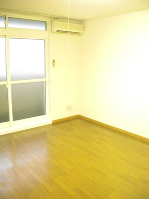 【居間・リビング】 | レオパレスメゾンヒラツカA