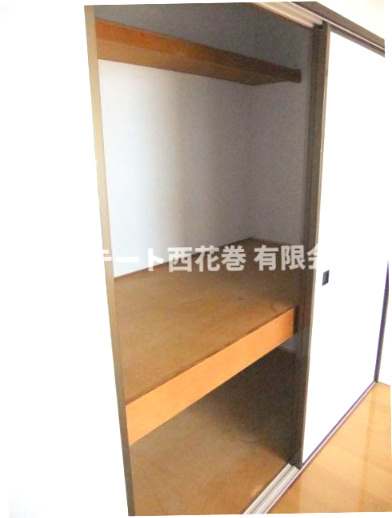 パークハイツはこざきⅠの収納