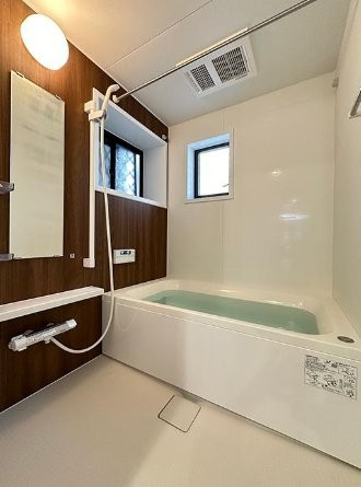 東田宮1丁目　中古一戸建ての浴室|浴室　リフォーム済み　オートバス
■物件内覧・資金計画相談・住宅ローン相談、リフォーム相談、お問合せ受付中■
※当日・翌日のご内覧、ご相談はお電話でのお問合せがスムーズです！