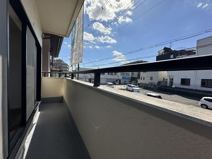 東田宮1丁目　中古一戸建てのバルコニー|バルコニー　2階と3階にバルコニーがあります　陽当たり良好
■物件内覧・資金計画相談・住宅ローン相談、リフォーム相談、お問合せ受付中■
※当日・翌日のご内覧、ご相談はお電話でのお問合せがスムーズです！