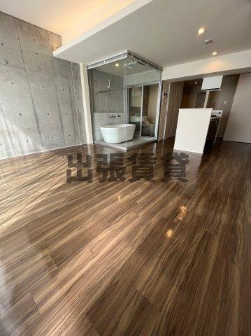 仲介手数料0！！コレクション名駅IIIの居間・リビング