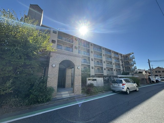 ライゼックス富田林の外観