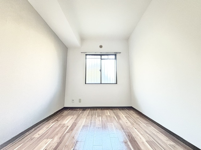 ライゼックス富田林の洋室