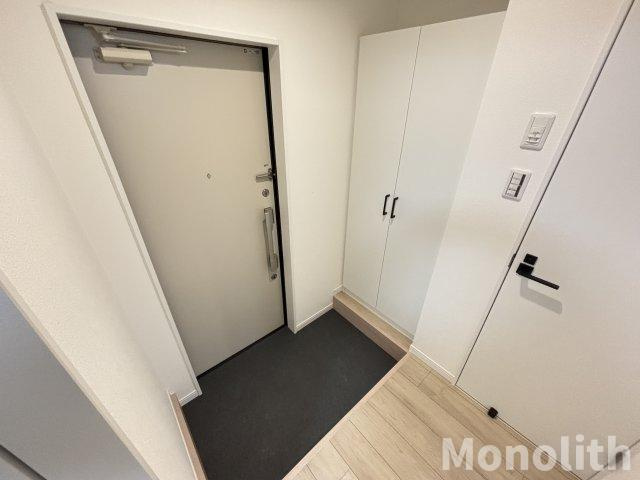 メゾンシュシュ大宮の玄関