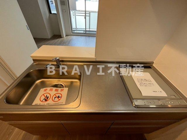 セレニテ本町リアン　BRAVI不動産のキッチン|【セレニテ本町リアン】お料理しやすいキッチンです