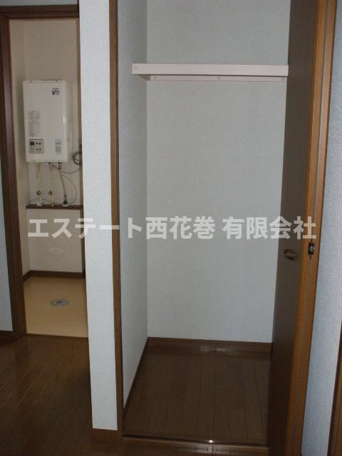 パークサイドクオーレⅠ|ホール収納