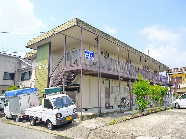 藤谷ハイツの外観|レトロな外観です。