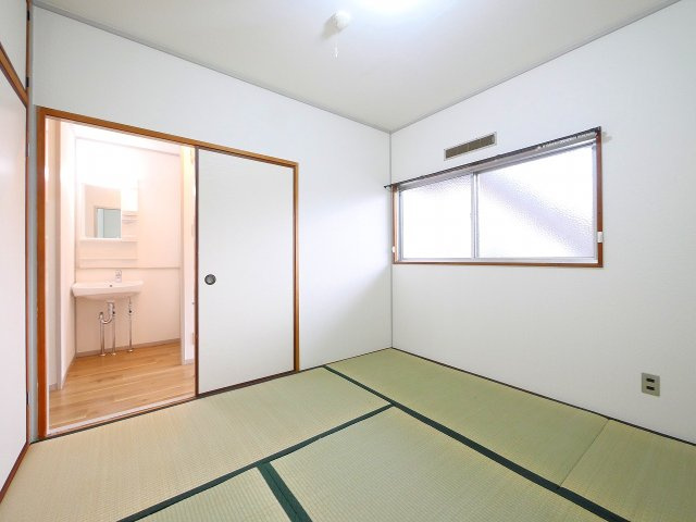 藤谷ハイツの和室|い草の香りが落ち着く素敵な和室です