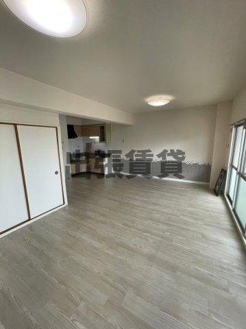 仲介手数料0！！アメニティ雁道の居間・リビング